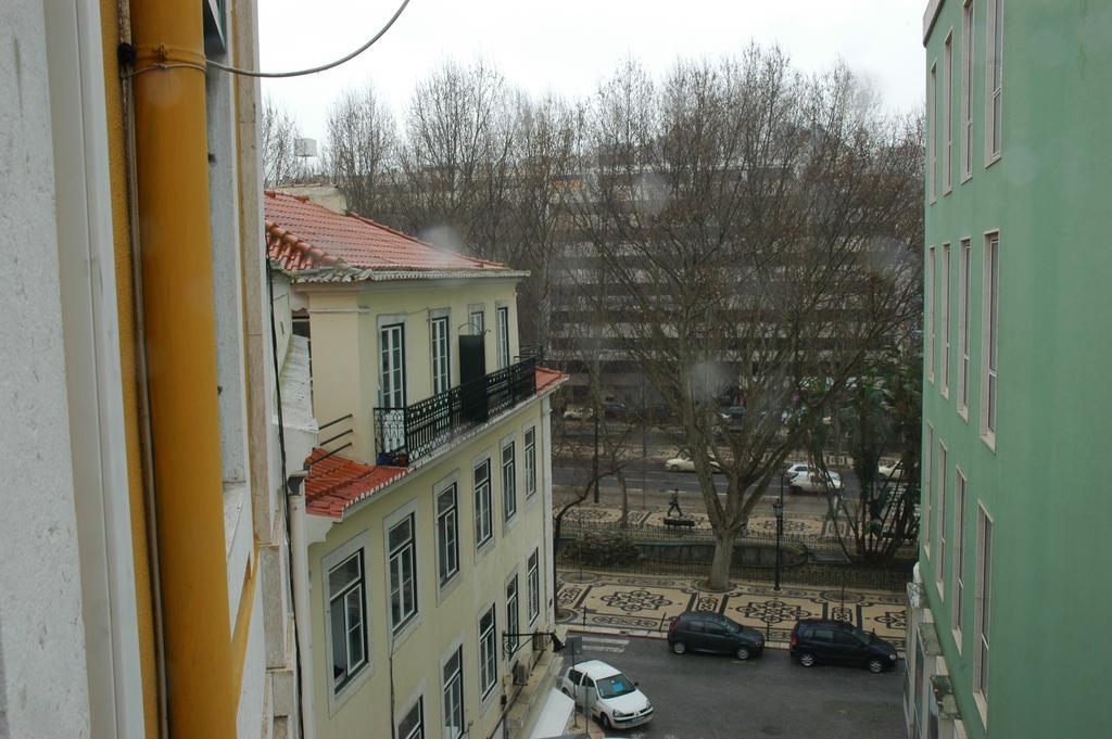 Отель Pensao Residencial Roma Лиссабон Экстерьер фото